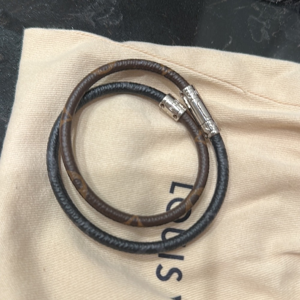 Louis Vuitton Men’s Bracelet - Picture 2 of 3